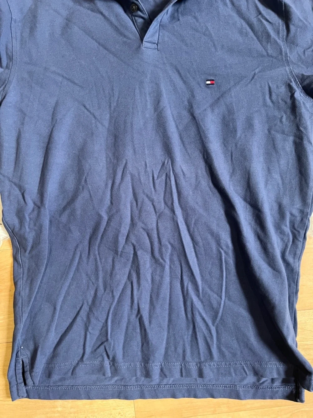 Tommy Hilfiger Men’s Dark Blue Polo with Contrast Collar - Picture 4 of 5